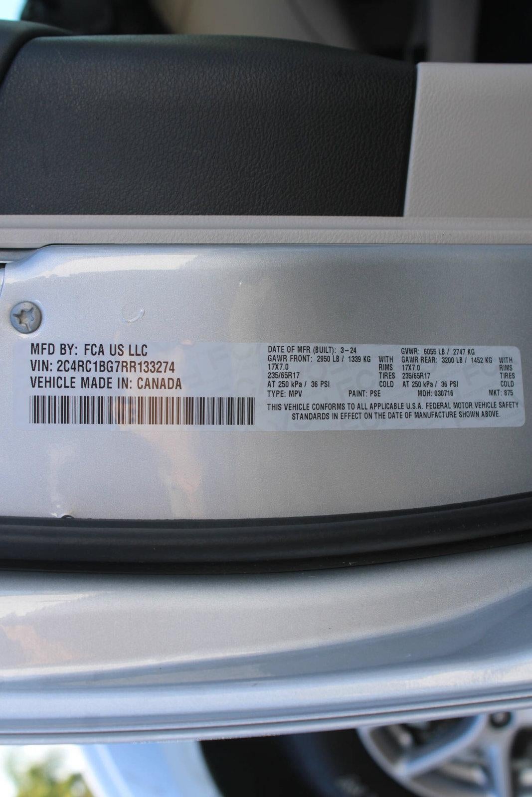 2024 Chrysler Pacifica Touring L