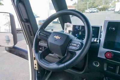 2025 Chevrolet BrightDrop 600 eAWD 600