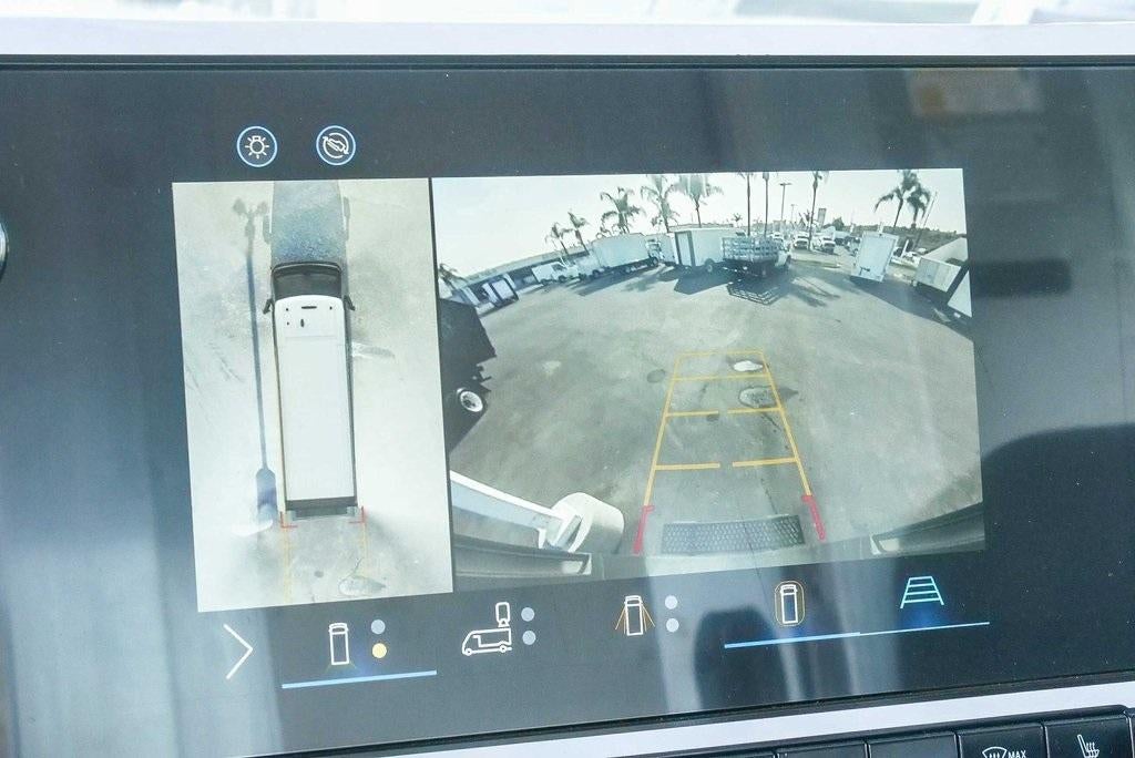 2025 Chevrolet BrightDrop 600 eAWD 600