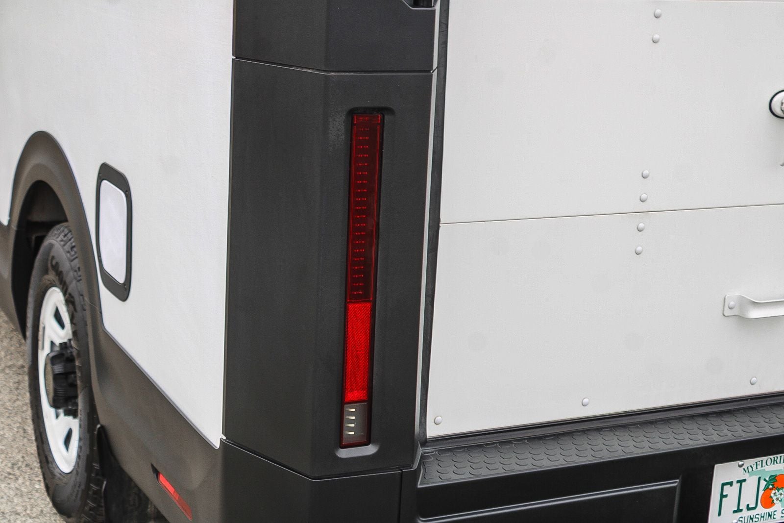 2024 BrightDrop Zevo 600 Base