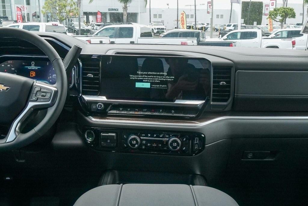 2025 Chevrolet Silverado 2500 HD Crew Cab Standard Box 4-Wheel Drive LT