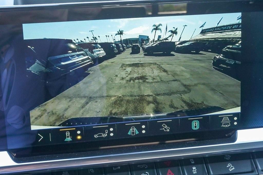 2025 Chevrolet Silverado 2500 HD Crew Cab Standard Box 4-Wheel Drive LT