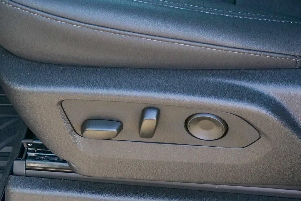 2025 Chevrolet Silverado 2500 HD Crew Cab Standard Box 4-Wheel Drive LT