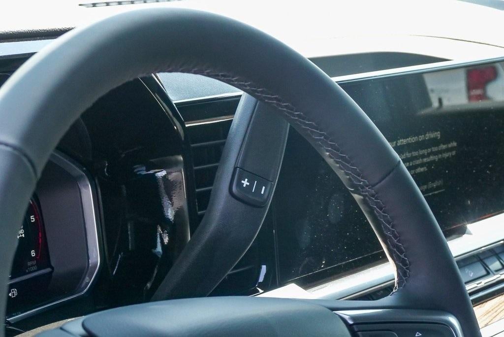 2025 Chevrolet Silverado 2500 HD Crew Cab Standard Box 4-Wheel Drive LT