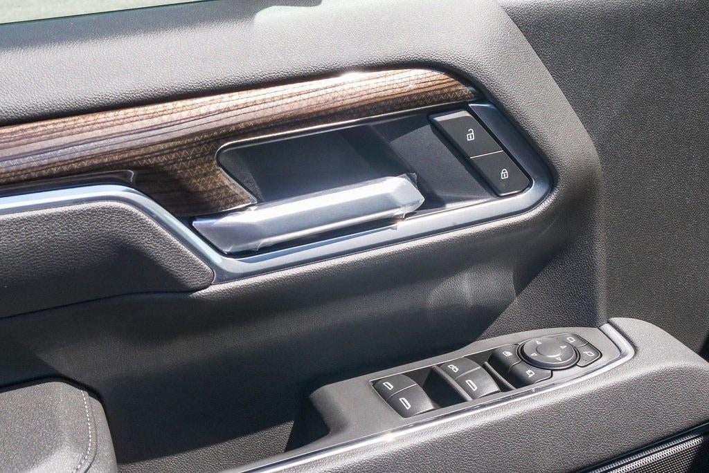 2025 Chevrolet Silverado 2500 HD Crew Cab Standard Box 4-Wheel Drive LT