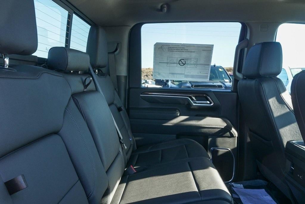 2025 Chevrolet Silverado 2500 HD Crew Cab Standard Box 4-Wheel Drive LT