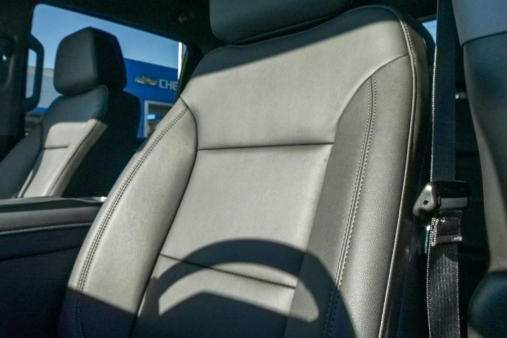 2025 Chevrolet Silverado 2500 HD Crew Cab Standard Box 4-Wheel Drive LT