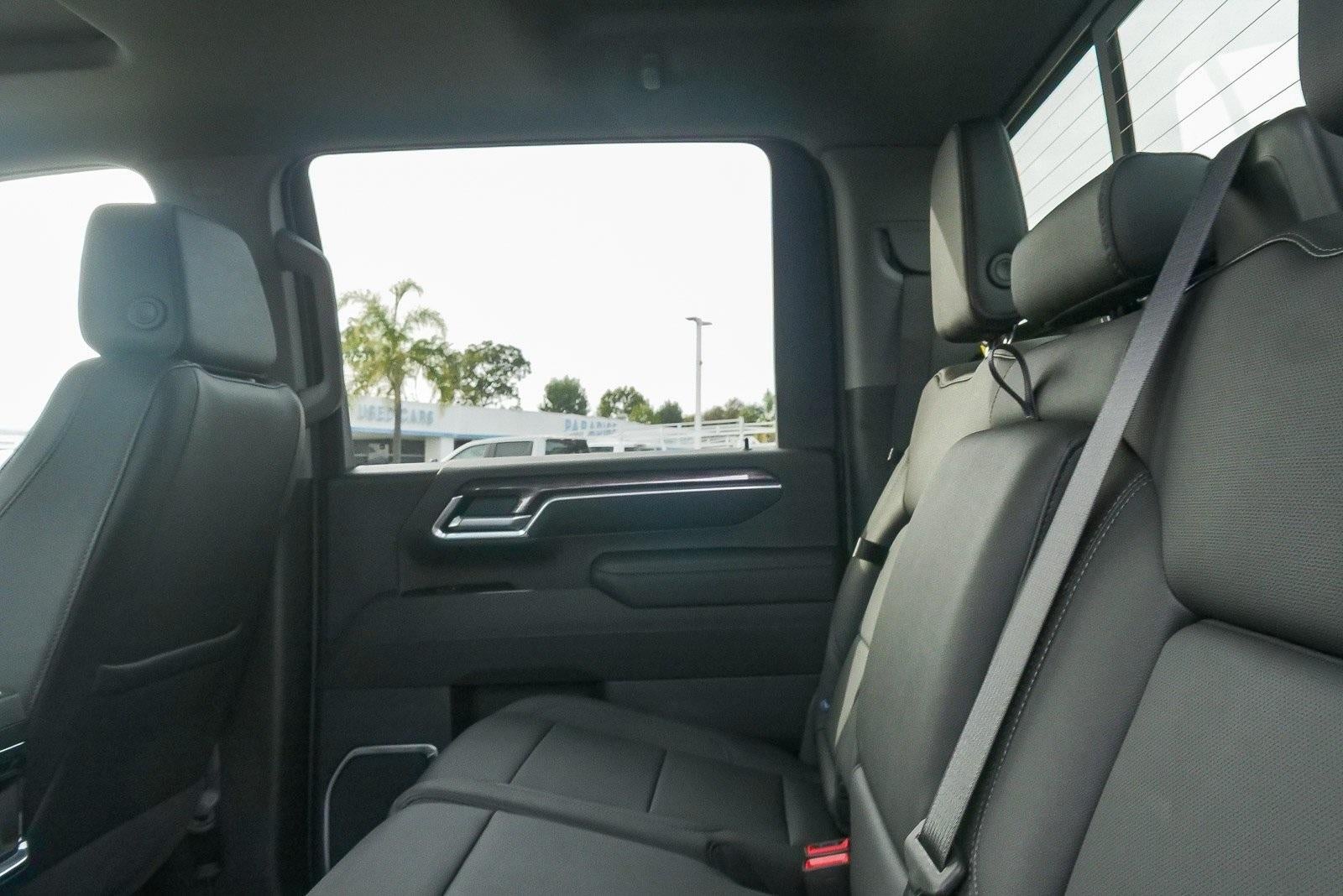 2026 Chevrolet Silverado 2500 HD Crew Cab Standard Box 4-Wheel Drive LTZ