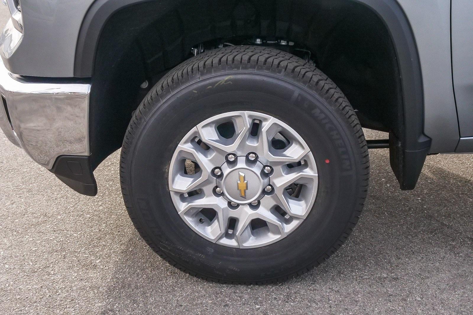 2026 Chevrolet Silverado 2500 HD Crew Cab Standard Box 4-Wheel Drive LTZ