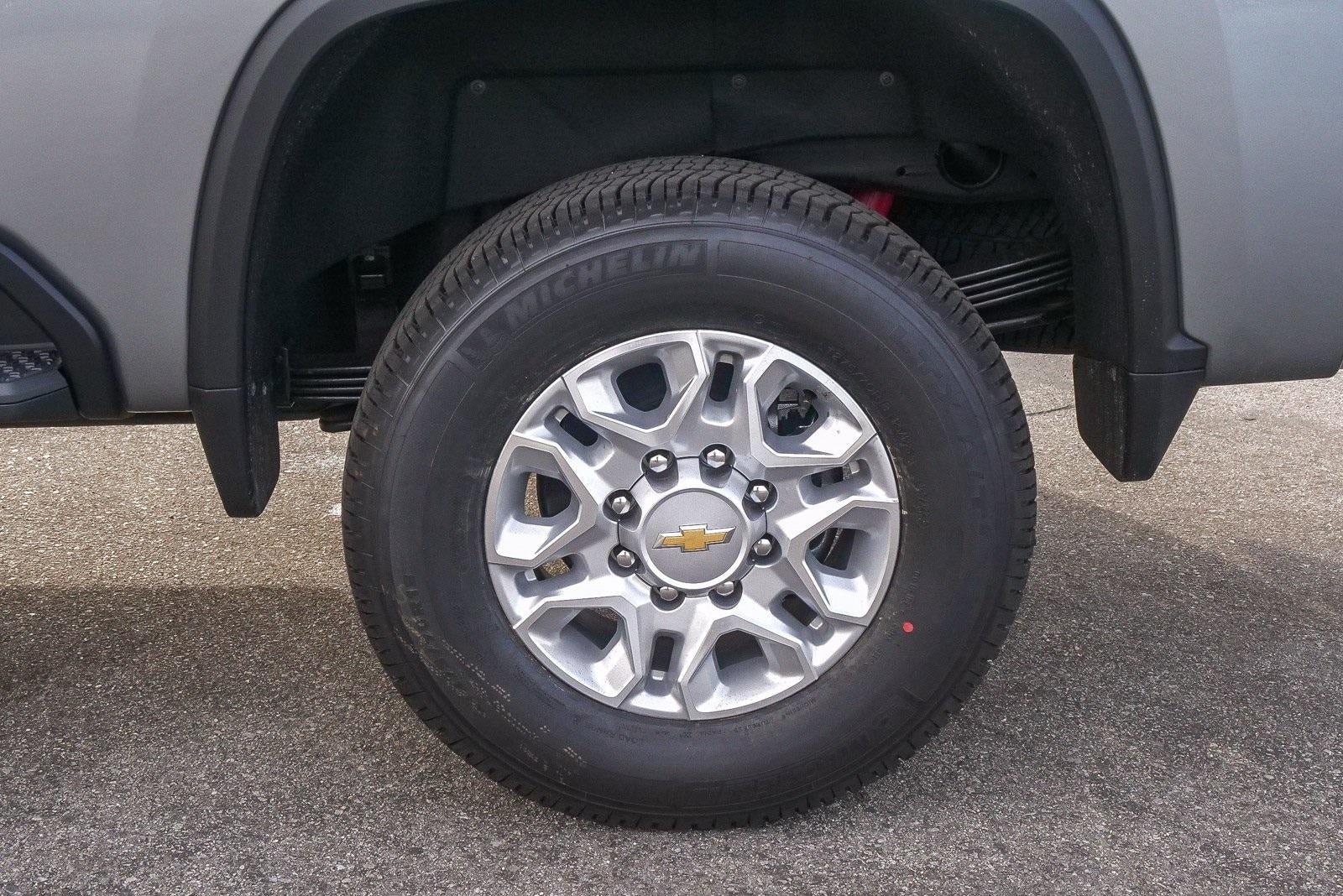 2026 Chevrolet Silverado 2500 HD Crew Cab Standard Box 4-Wheel Drive LTZ