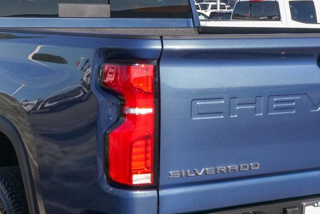 2026 Chevrolet Silverado 2500 HD Crew Cab Standard Box 4-Wheel Drive LTZ