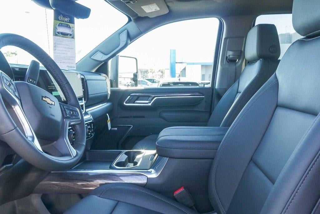 2026 Chevrolet Silverado 2500 HD Crew Cab Standard Box 4-Wheel Drive LTZ