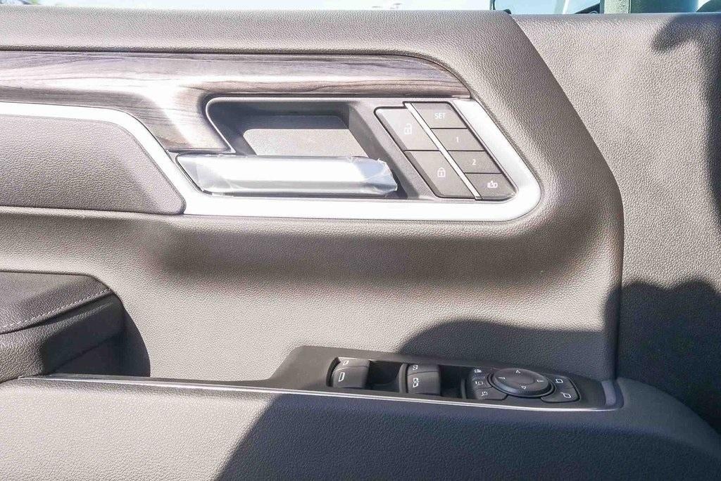 2026 Chevrolet Silverado 2500 HD Crew Cab Standard Box 4-Wheel Drive LTZ