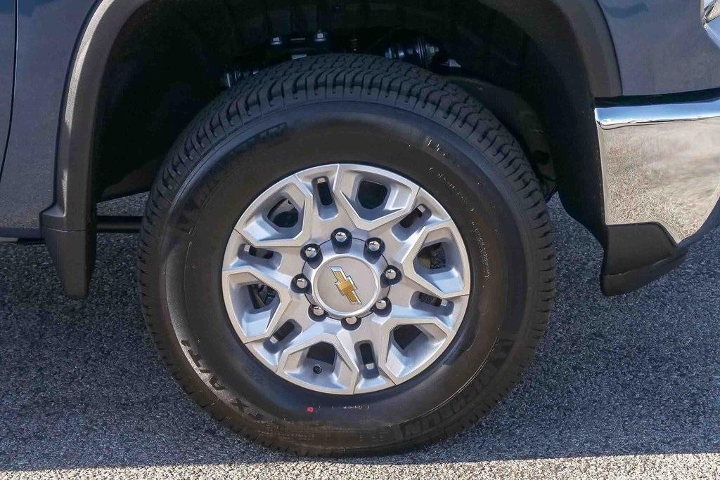 2026 Chevrolet Silverado 2500 HD Crew Cab Standard Box 4-Wheel Drive LTZ