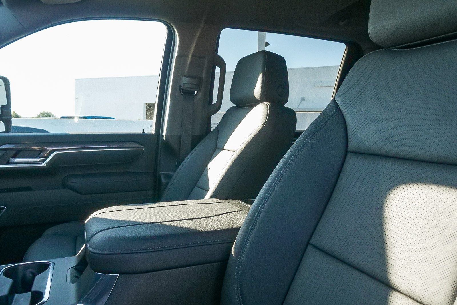 2026 Chevrolet Silverado 2500 HD Crew Cab Standard Box 4-Wheel Drive LTZ