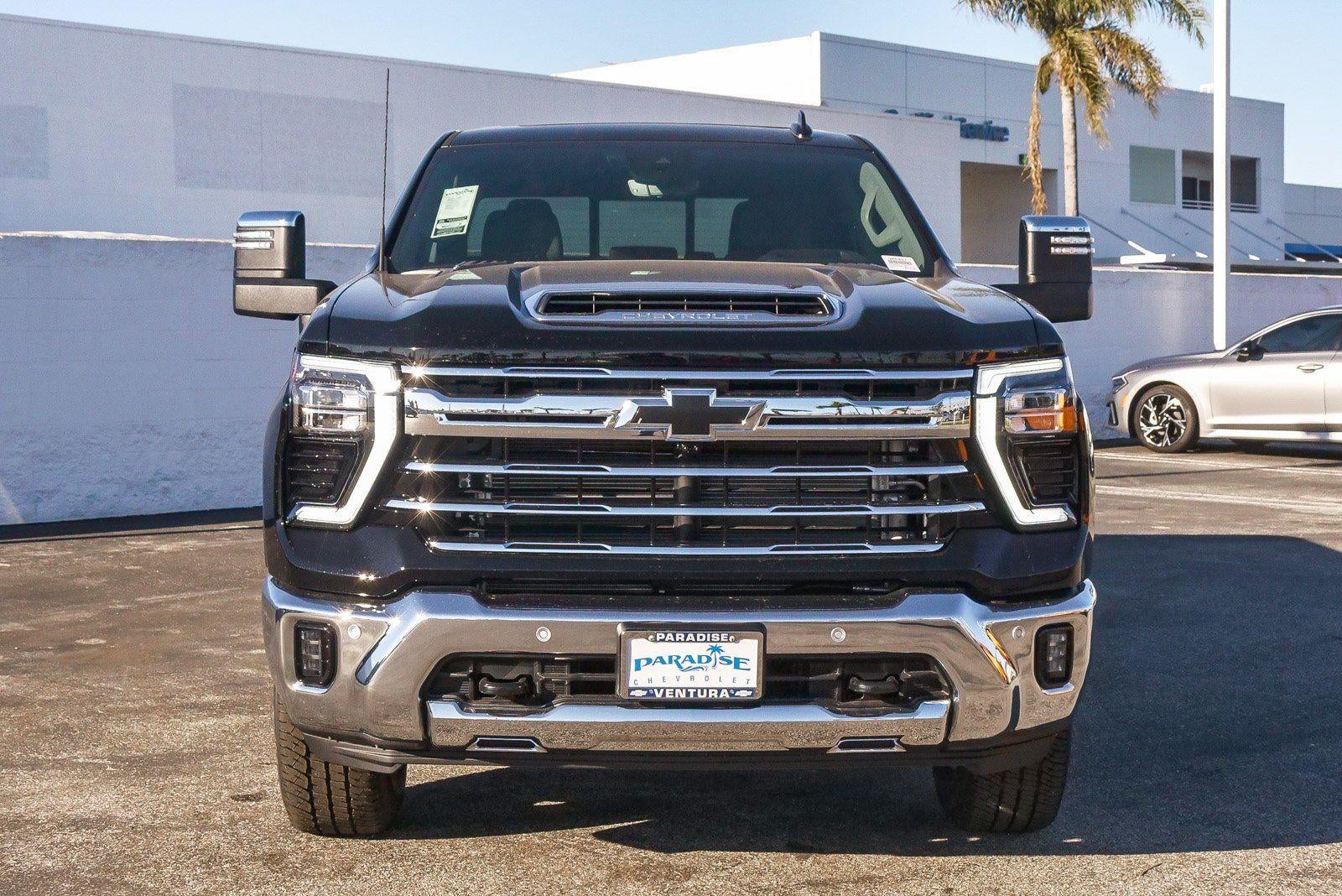 2026 Chevrolet Silverado 2500 HD Crew Cab Standard Box 4-Wheel Drive LTZ