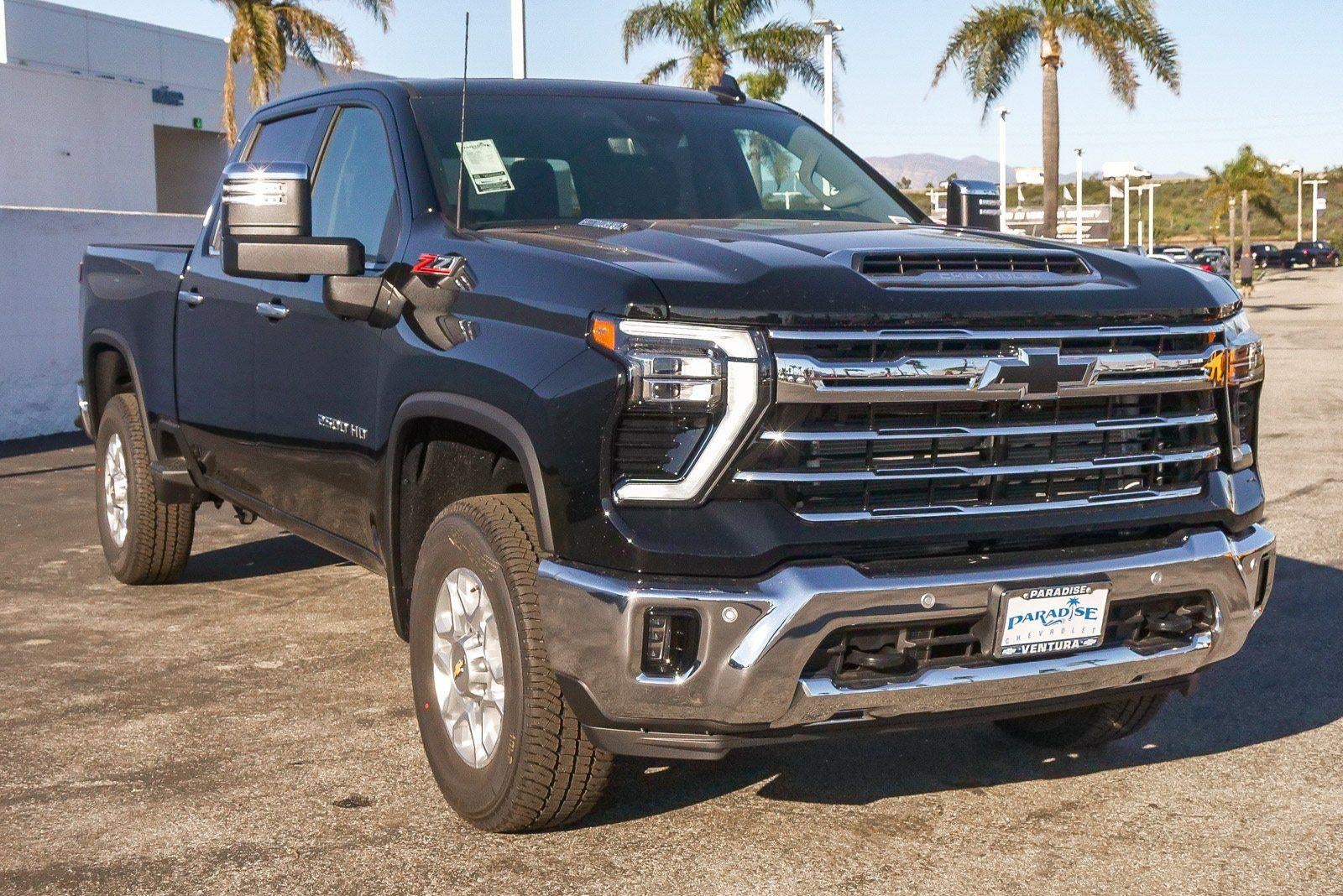 2026 Chevrolet Silverado 2500 HD Crew Cab Standard Box 4-Wheel Drive LTZ