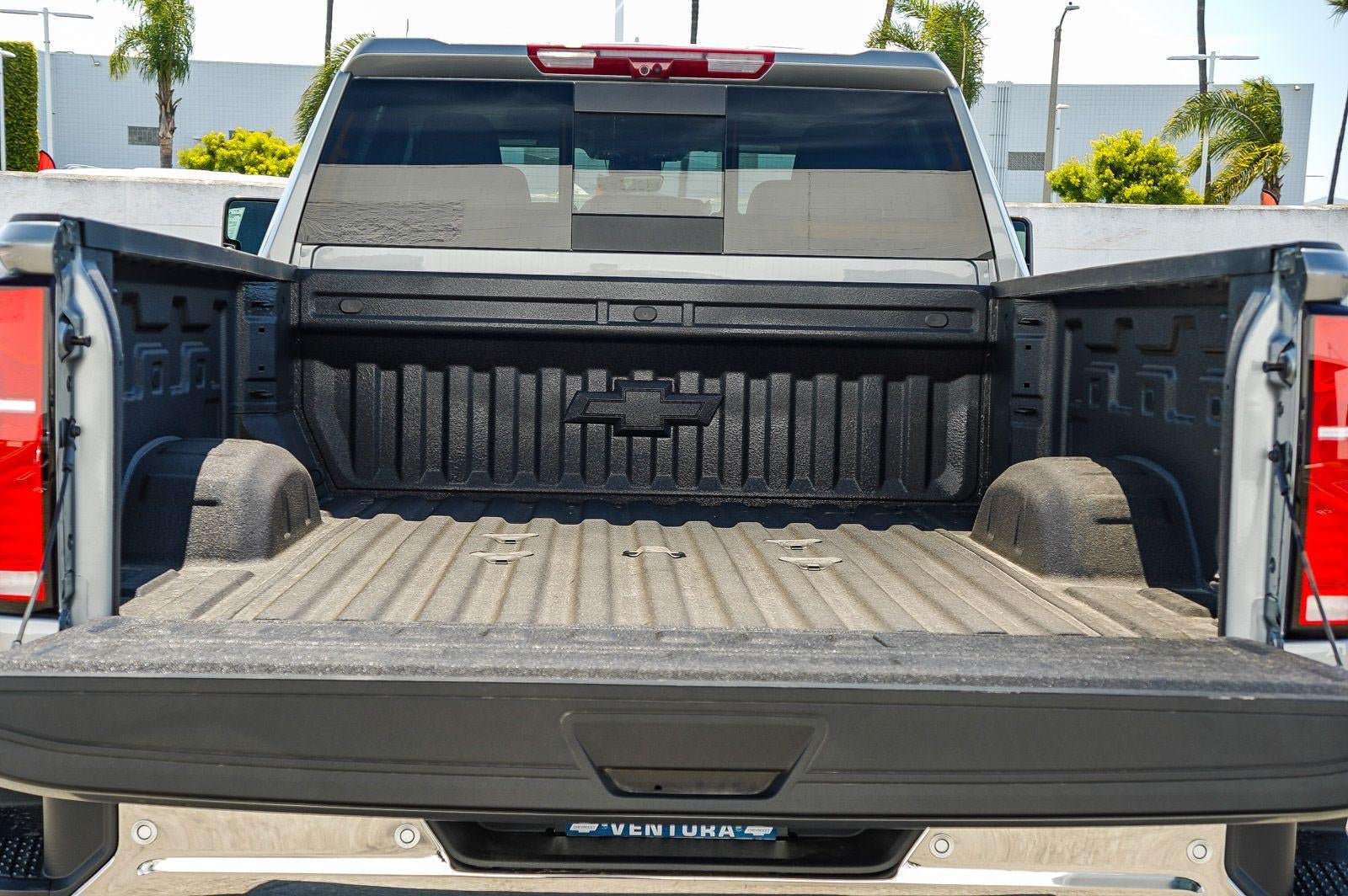 2026 Chevrolet Silverado 2500 HD Crew Cab Standard Box 4-Wheel Drive LTZ