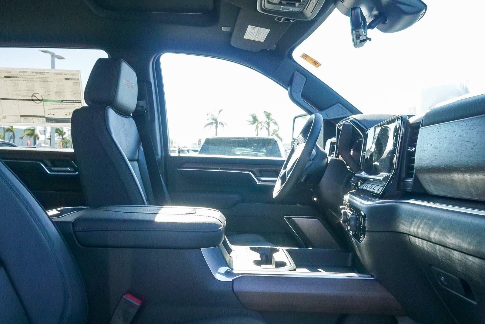 2026 Chevrolet Silverado 2500 HD Crew Cab Standard Box 4-Wheel Drive High Country