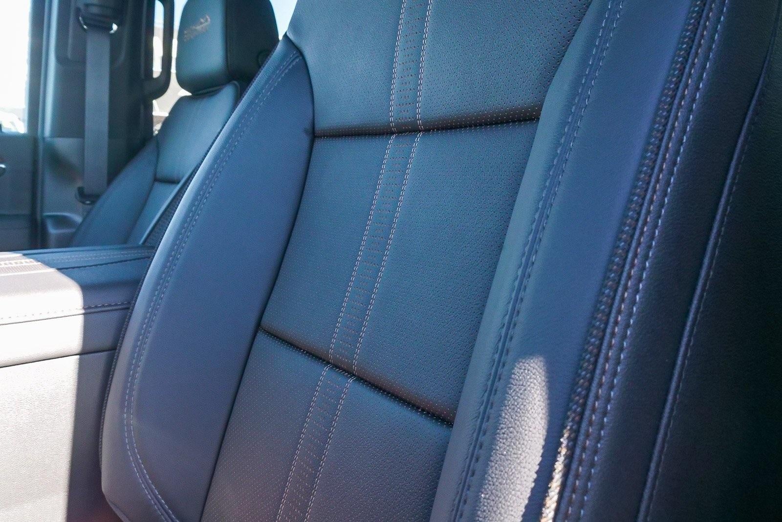 2026 Chevrolet Silverado 2500 HD Crew Cab Standard Box 4-Wheel Drive High Country