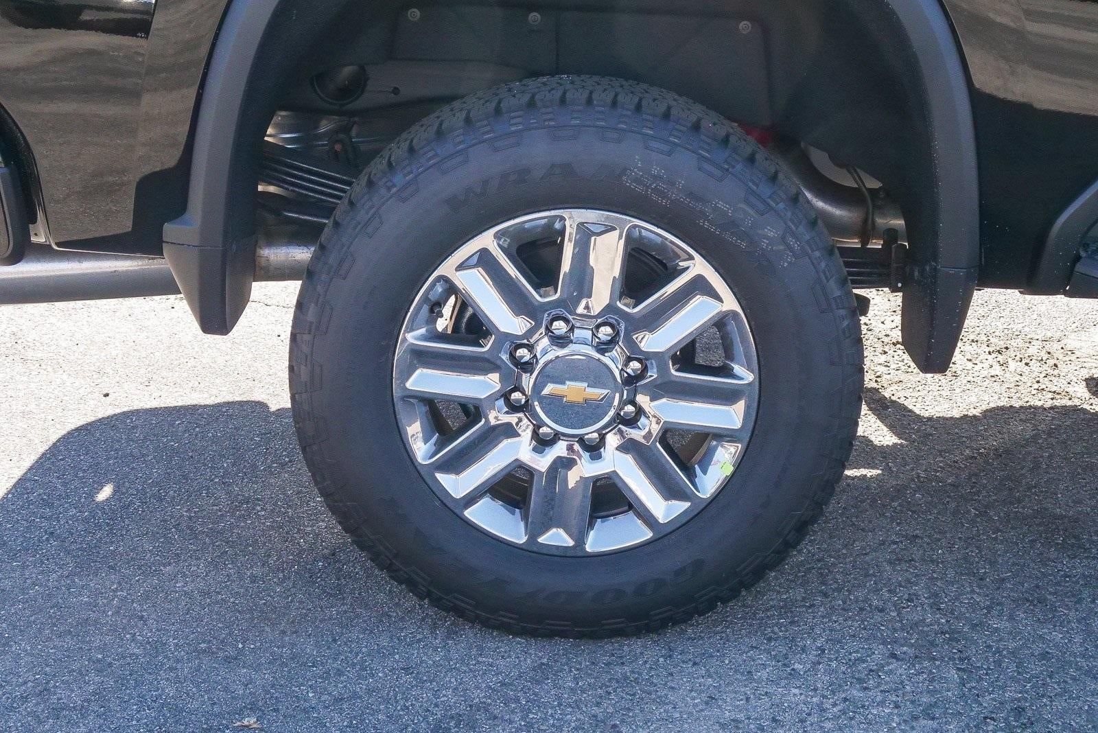 2026 Chevrolet Silverado 2500 HD Crew Cab Standard Box 4-Wheel Drive High Country