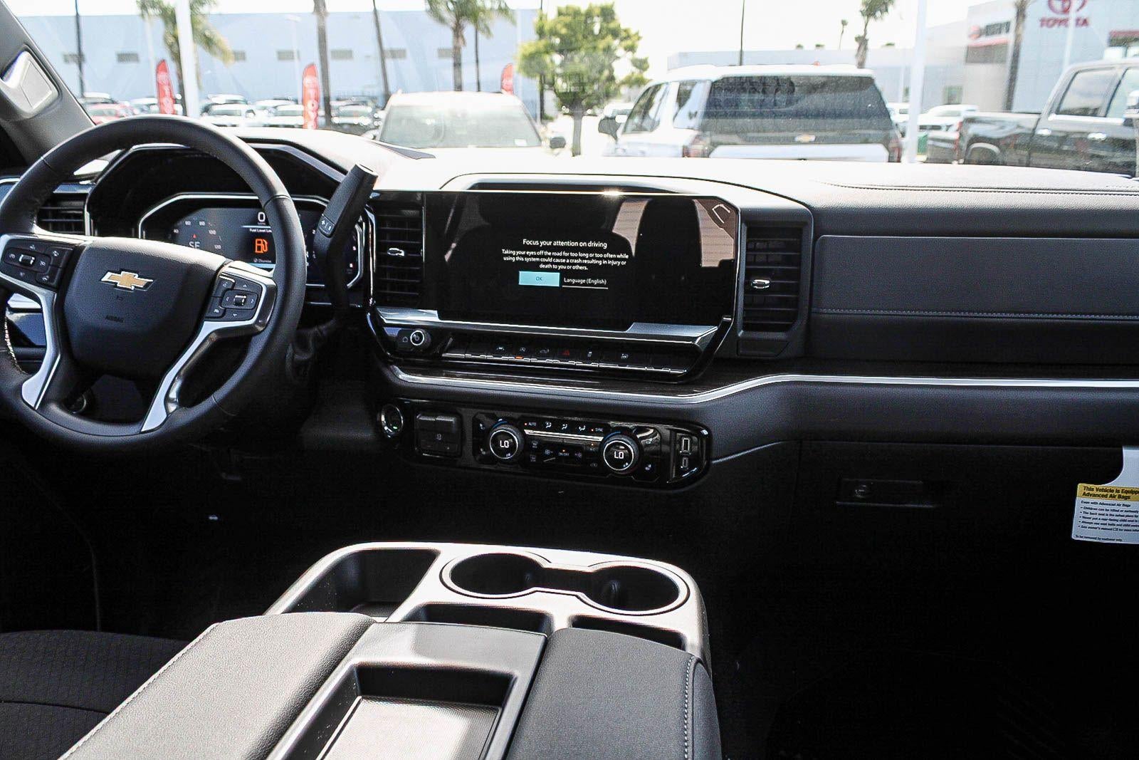 2026 Chevrolet Silverado 1500 Crew Cab Short Box 2-Wheel Drive LT