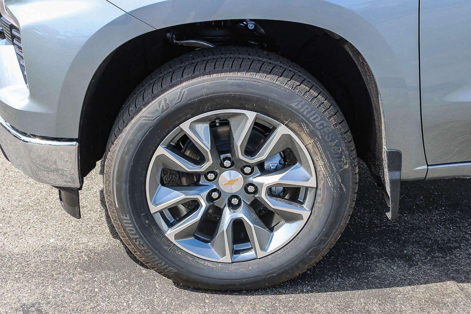 2026 Chevrolet Silverado 1500 Crew Cab Short Box 2-Wheel Drive LT