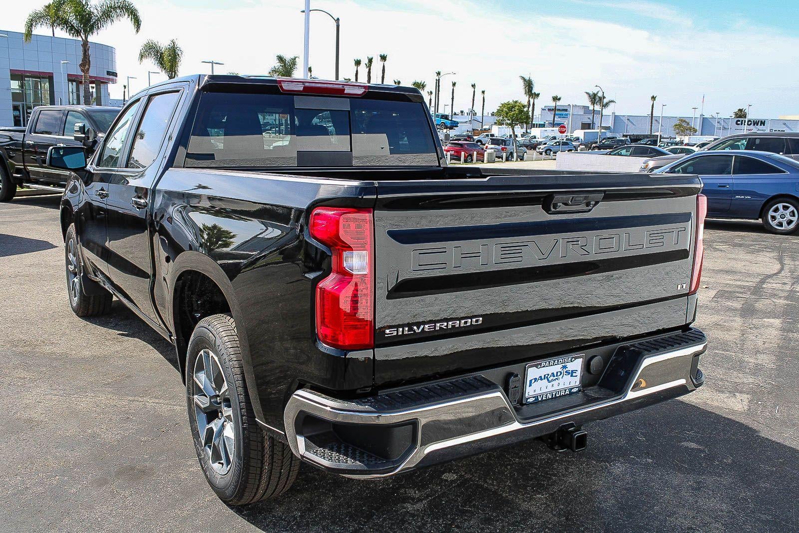 2026 Chevrolet Silverado 1500 Crew Cab Short Box 2-Wheel Drive LT