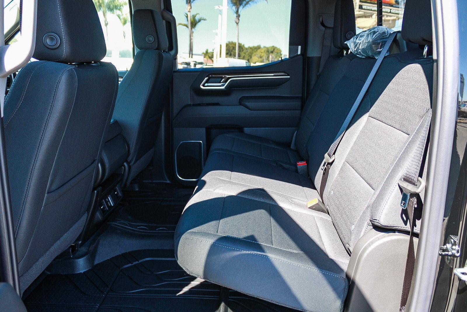 2026 Chevrolet Silverado 1500 Crew Cab Short Box 2-Wheel Drive LT