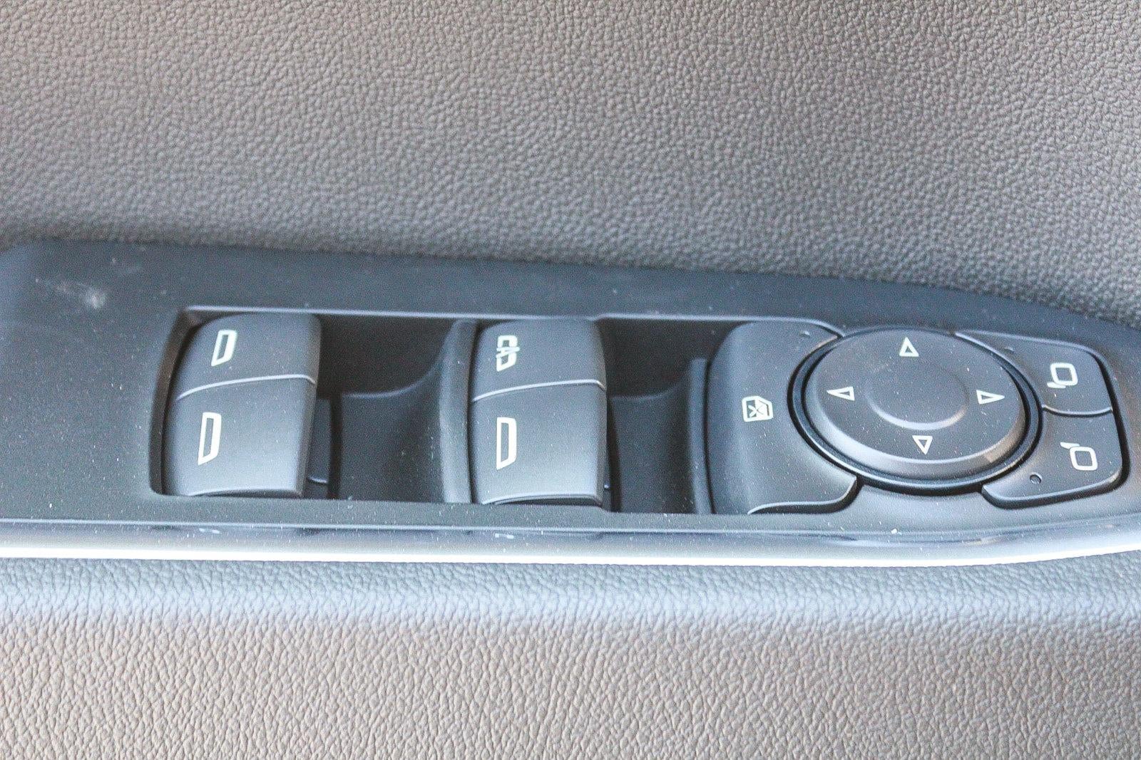 2026 Chevrolet Silverado 1500 Crew Cab Short Box 2-Wheel Drive LT