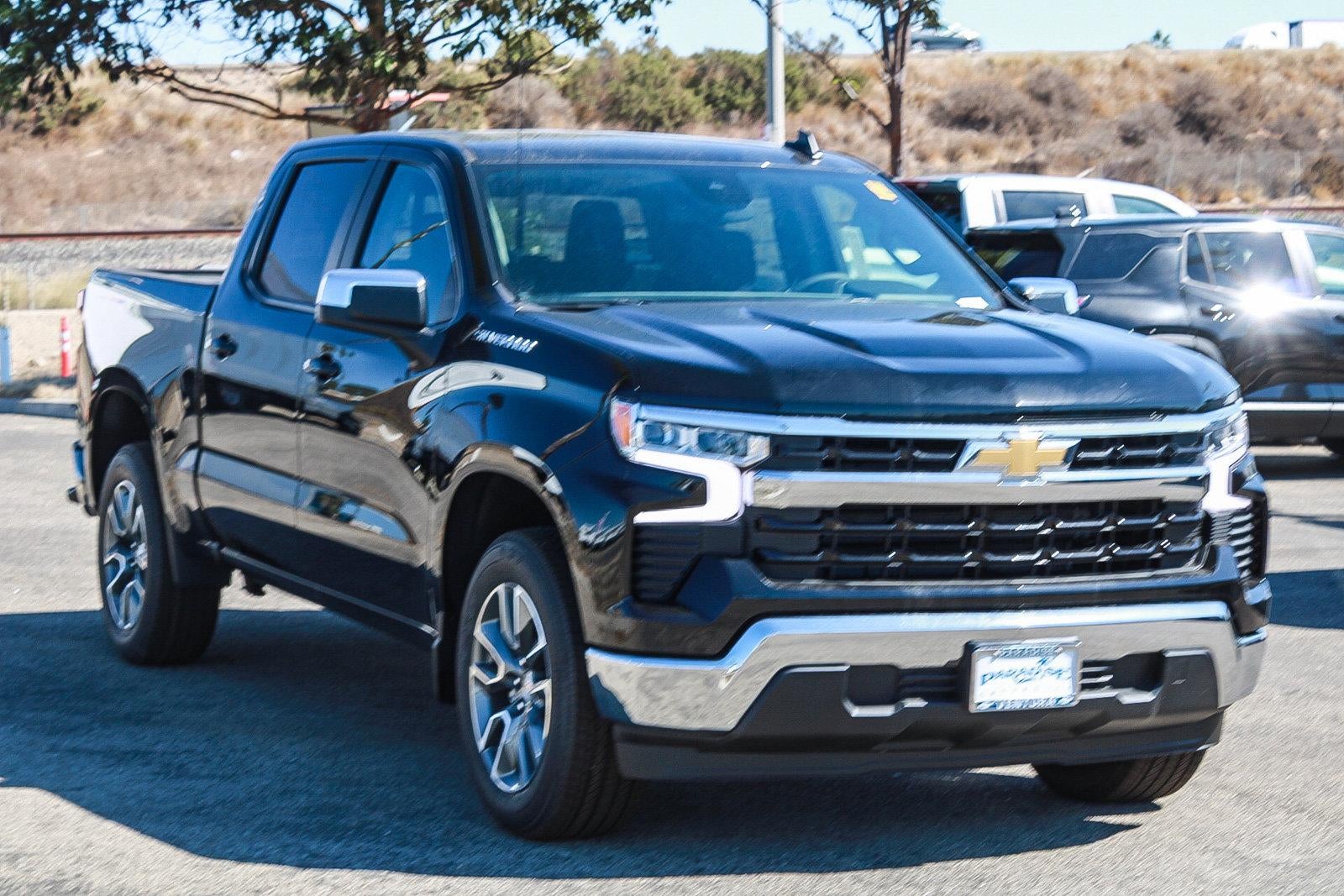 2026 Chevrolet Silverado 1500 Crew Cab Short Box 2-Wheel Drive LT