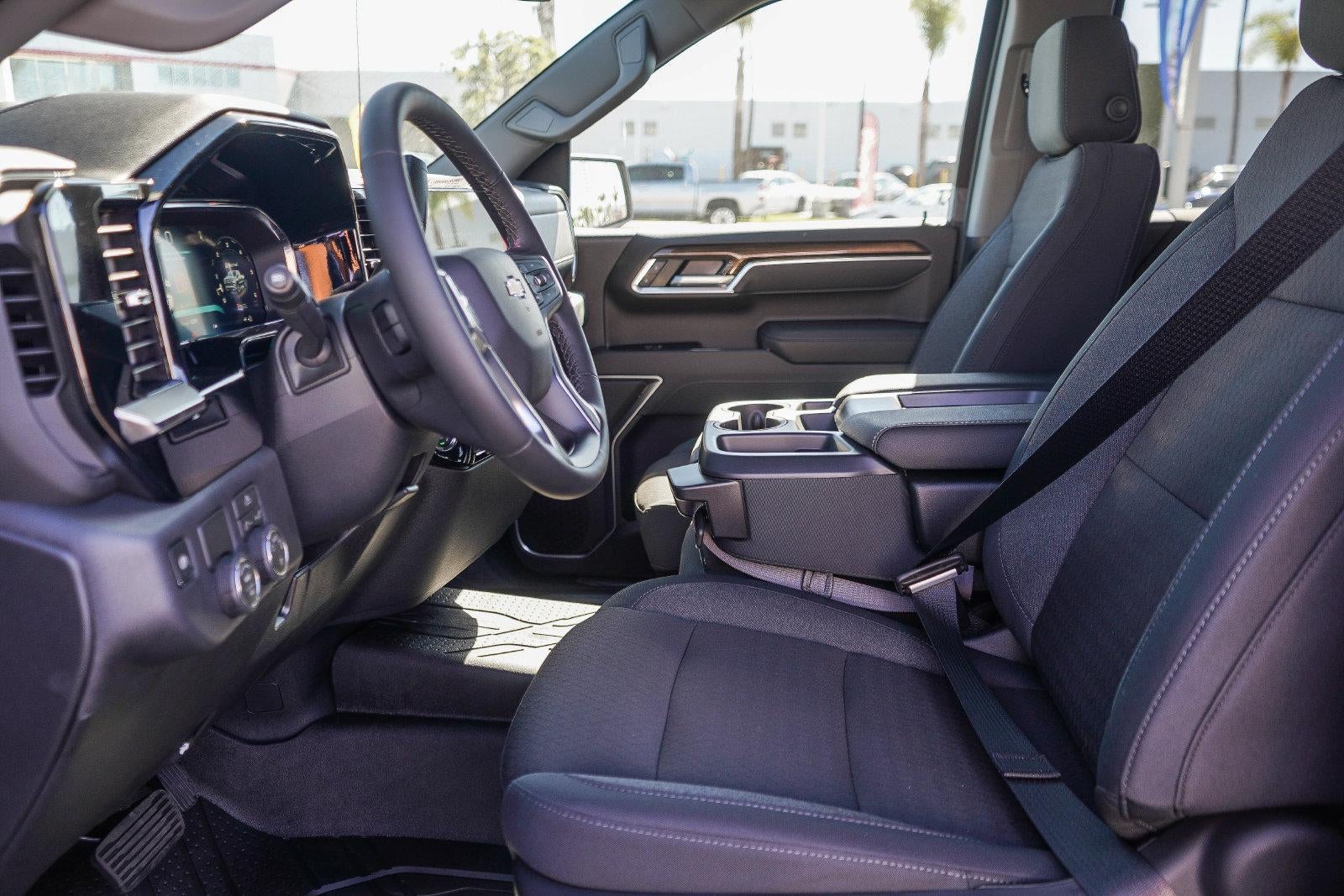 2026 Chevrolet Silverado 1500 Crew Cab Short Box 2-Wheel Drive LT