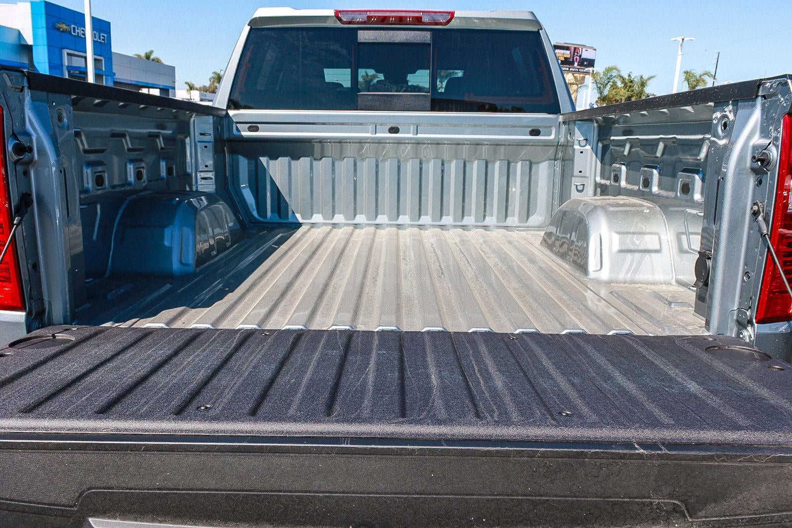 2026 Chevrolet Silverado 1500 Crew Cab Short Box 2-Wheel Drive LT