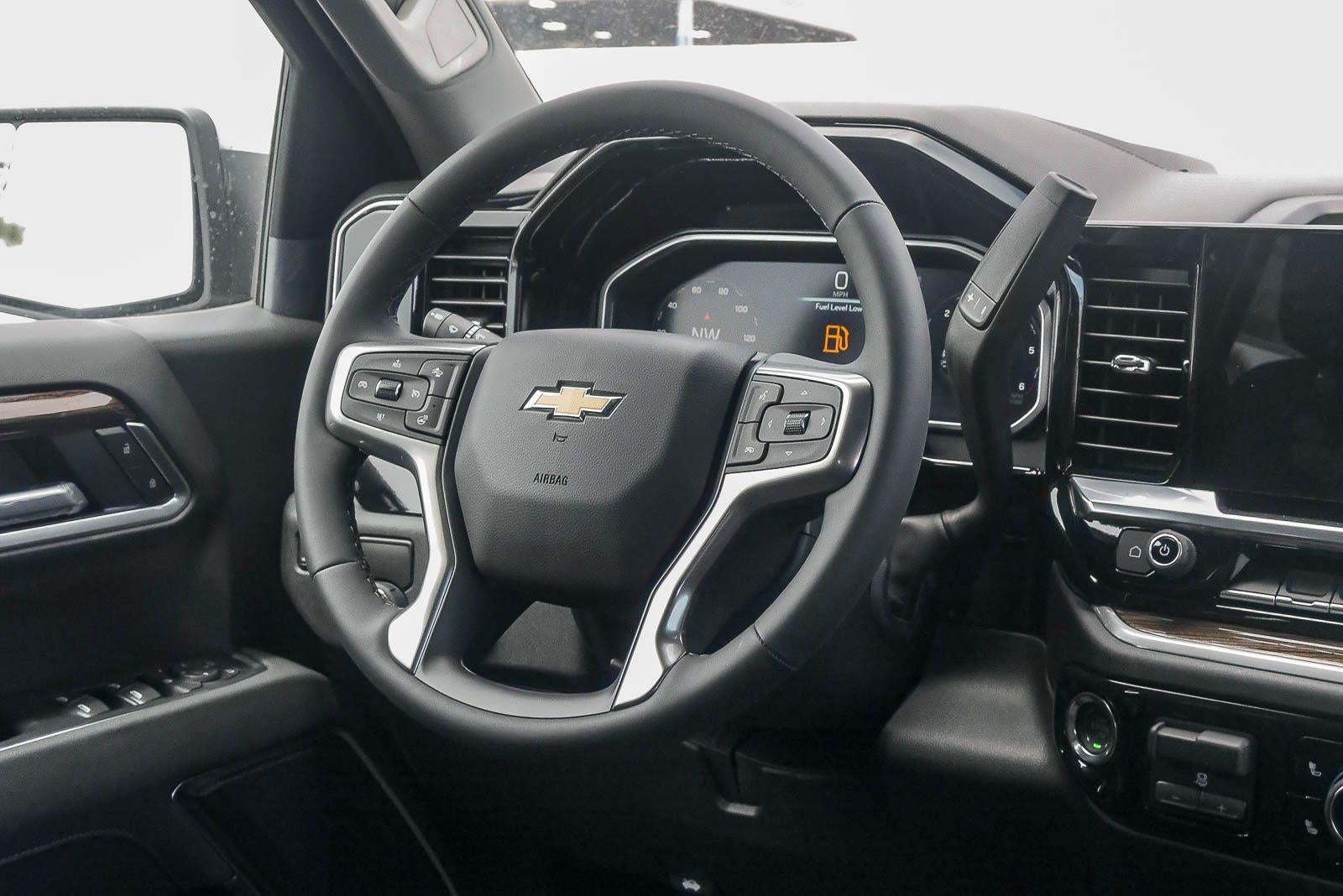 2026 Chevrolet Silverado 1500 Crew Cab Short Box 2-Wheel Drive LT