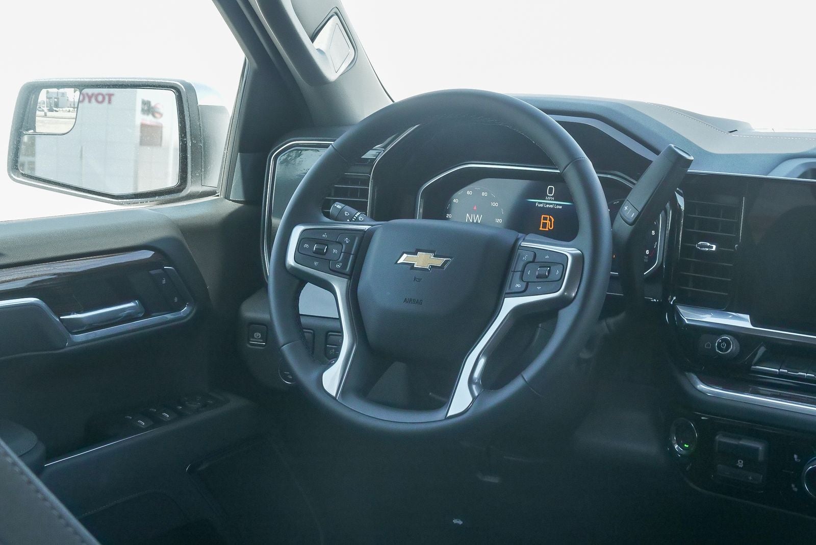 2026 Chevrolet Silverado 1500 Crew Cab Short Box 2-Wheel Drive LT
