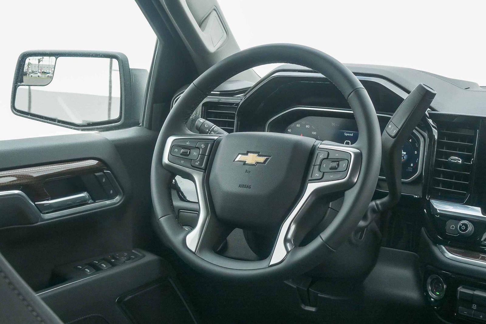 2026 Chevrolet Silverado 1500 Crew Cab Short Box 2-Wheel Drive LT