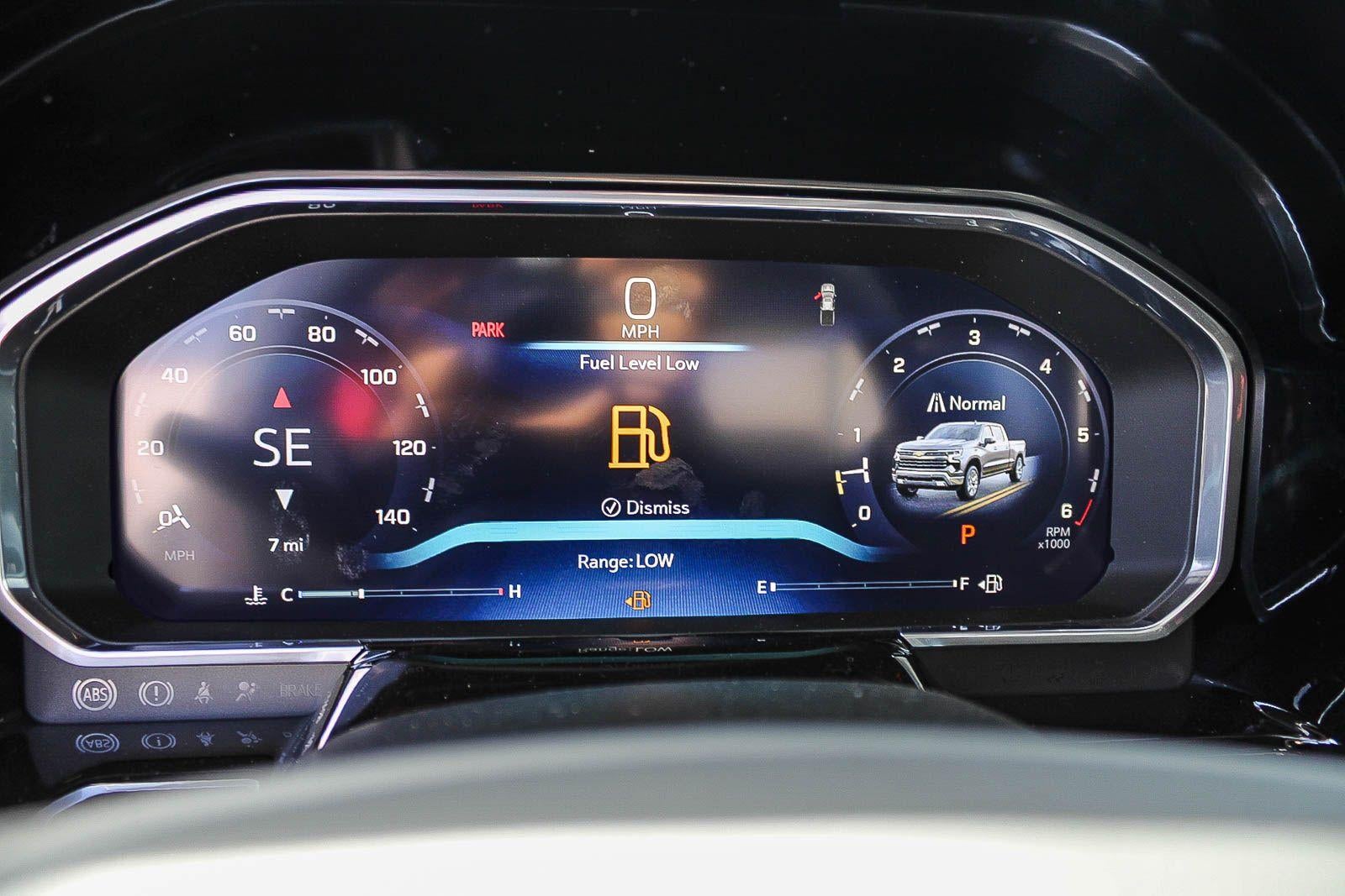 2026 Chevrolet Silverado 1500 Crew Cab Short Box 2-Wheel Drive RST