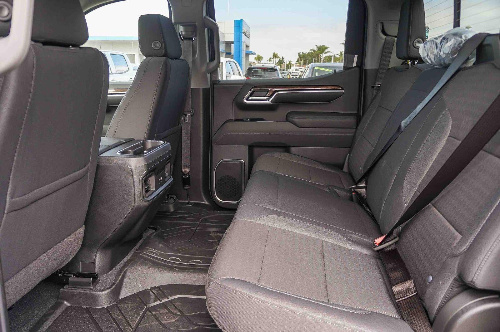 2026 Chevrolet Silverado 1500 Crew Cab Short Box 2-Wheel Drive RST