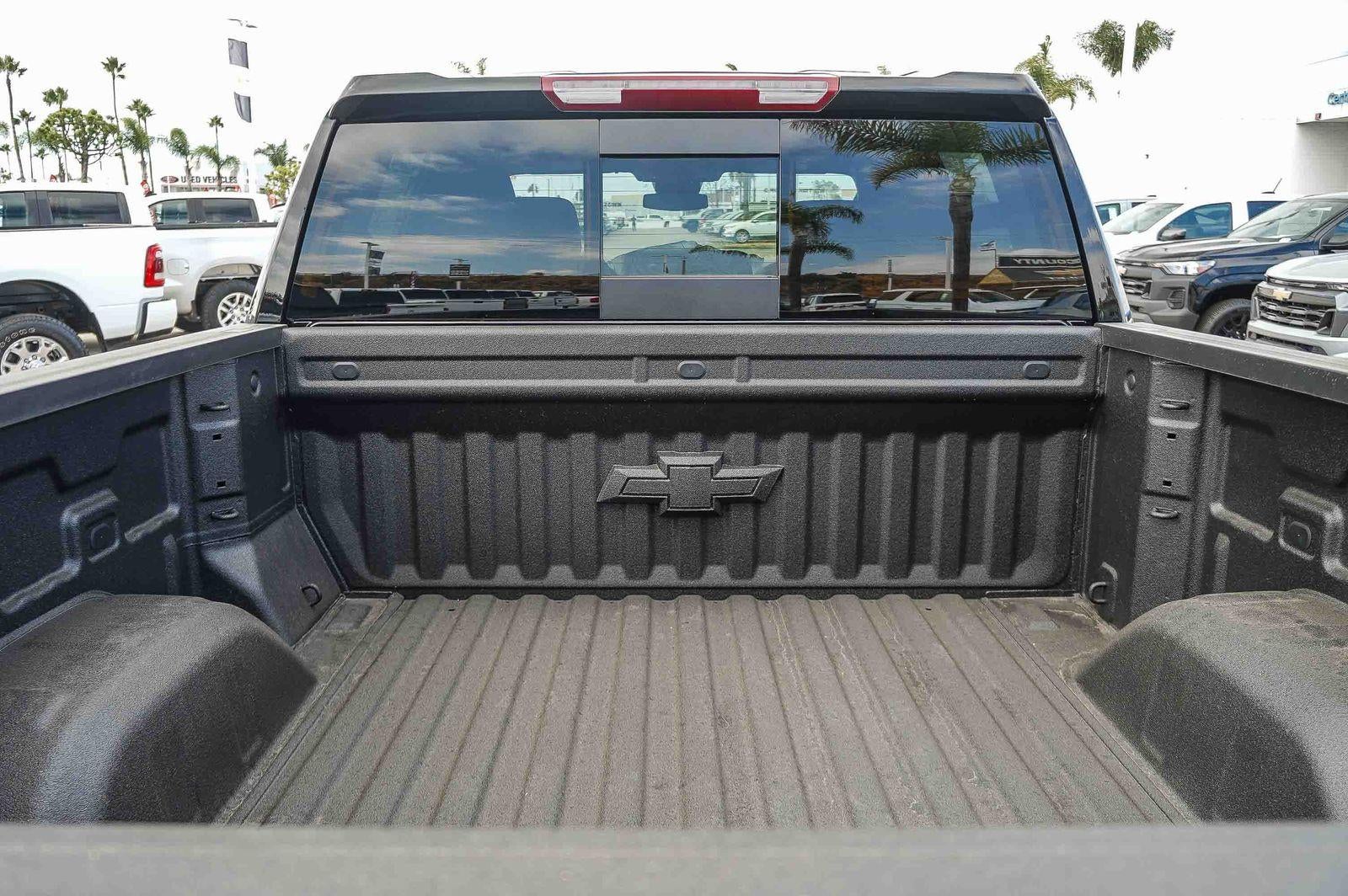 2026 Chevrolet Silverado 1500 Crew Cab Short Box 2-Wheel Drive RST