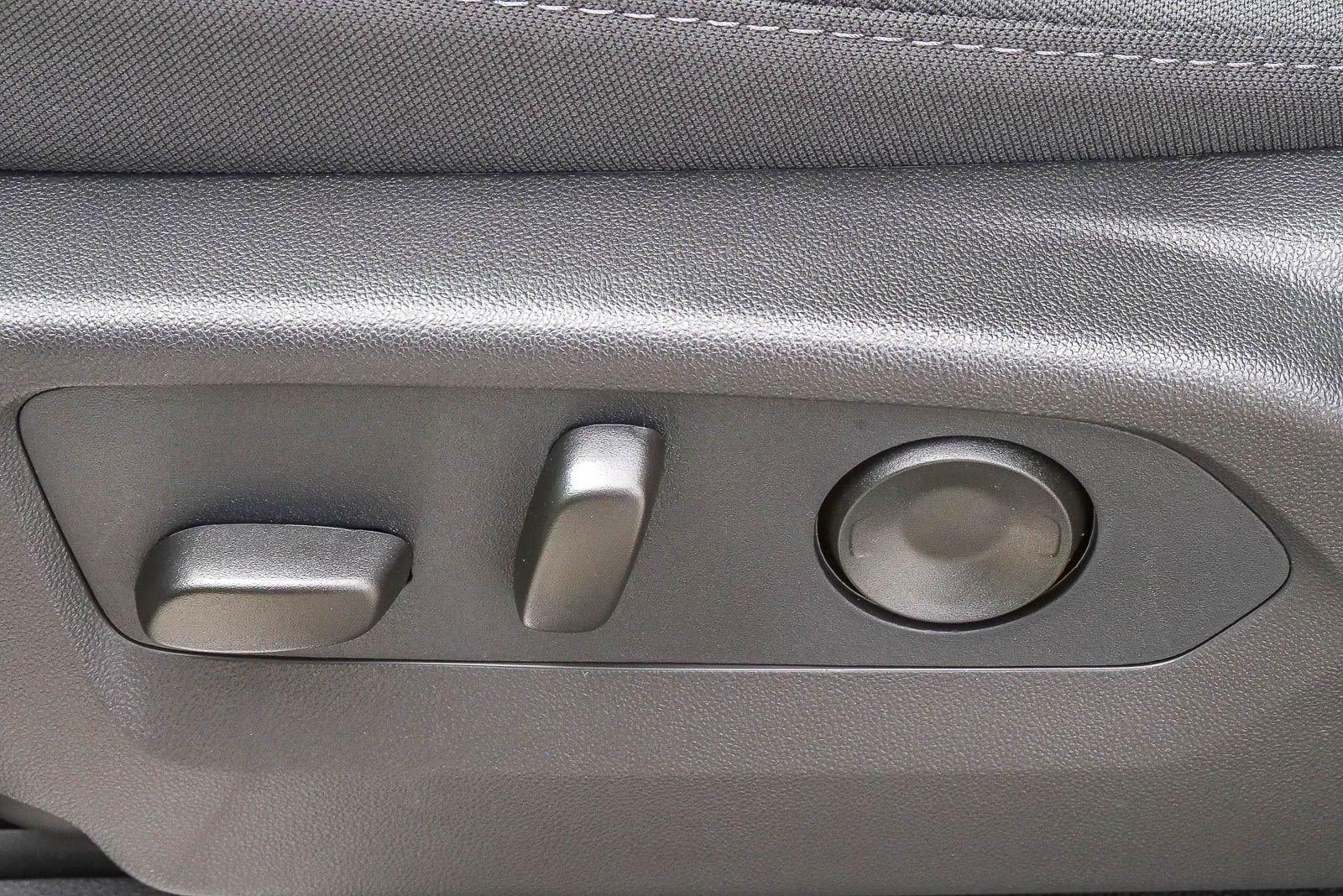 2026 Chevrolet Silverado 1500 Crew Cab Short Box 4-Wheel Drive LT 1LT