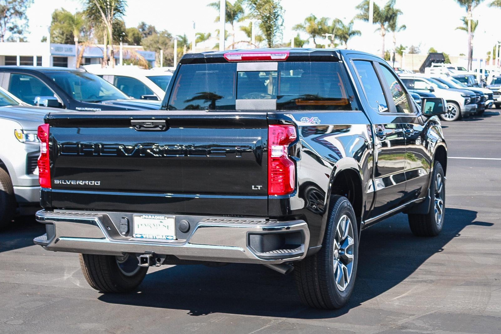 2026 Chevrolet Silverado 1500 Crew Cab Short Box 4-Wheel Drive LT 1LT