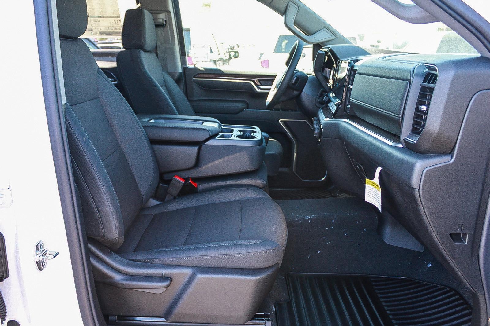 2026 Chevrolet Silverado 1500 Crew Cab Short Box 4-Wheel Drive LT 1LT