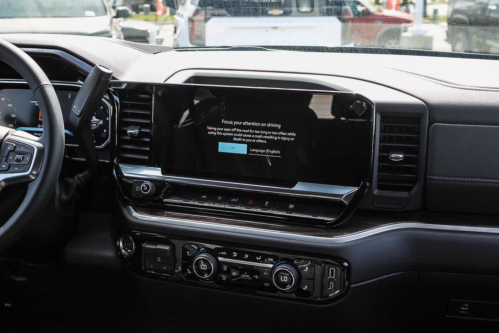 2026 Chevrolet Silverado 1500 Crew Cab Short Box 4-Wheel Drive RST