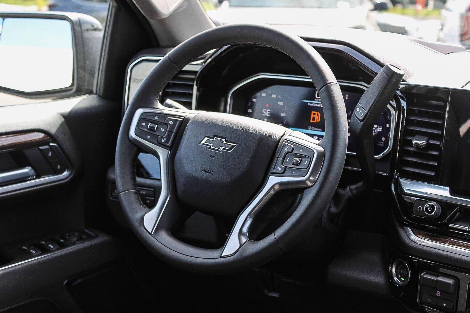 2026 Chevrolet Silverado 1500 Crew Cab Short Box 4-Wheel Drive RST