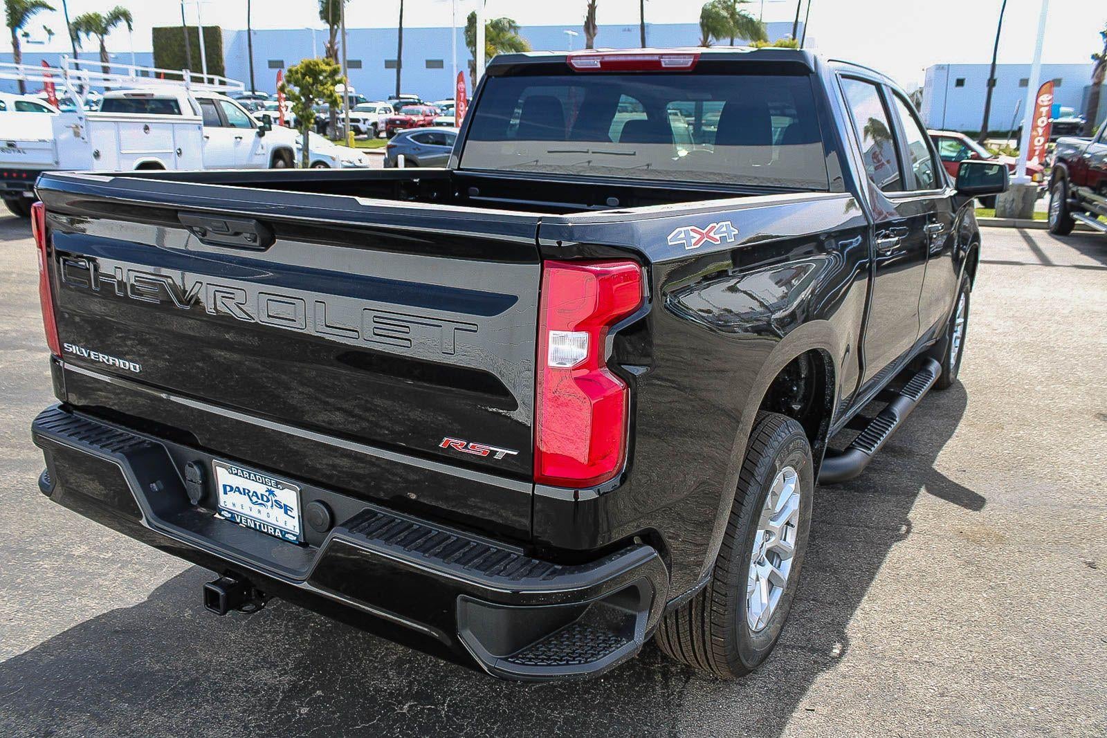 2026 Chevrolet Silverado 1500 Crew Cab Short Box 4-Wheel Drive RST