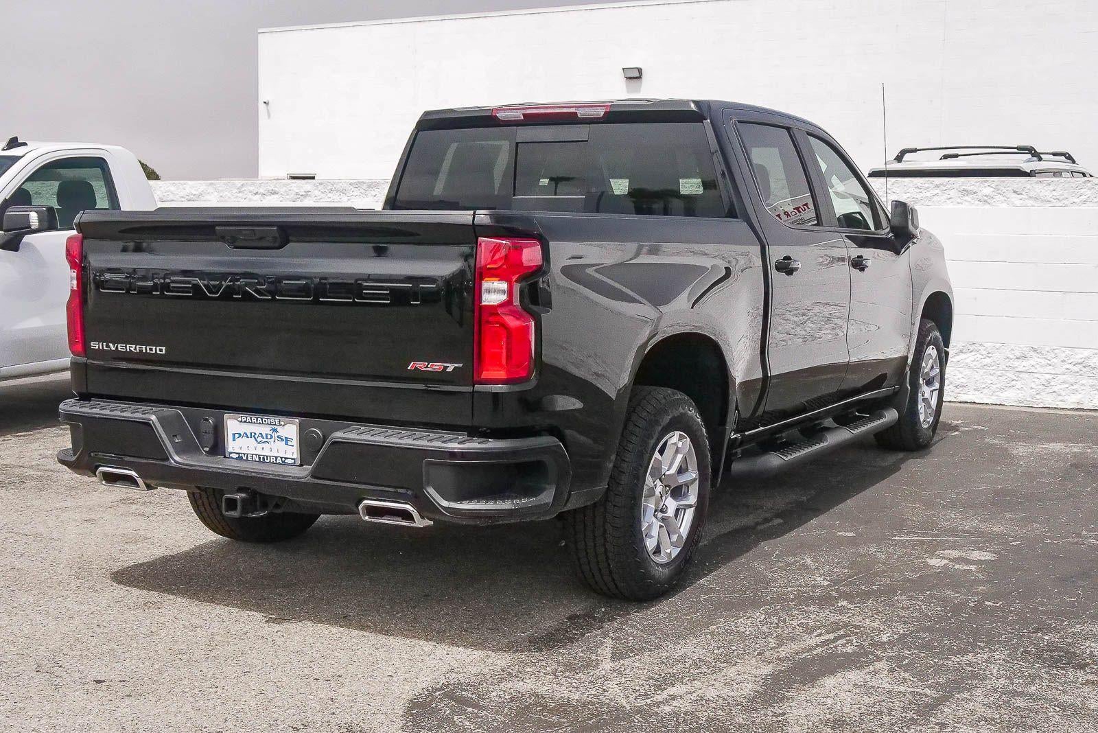 2026 Chevrolet Silverado 1500 Crew Cab Short Box 4-Wheel Drive RST