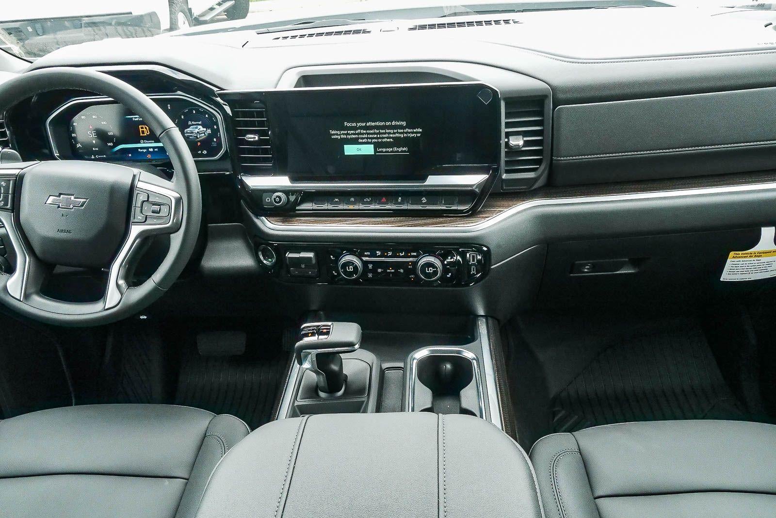 2026 Chevrolet Silverado 1500 Crew Cab Short Box 4-Wheel Drive RST