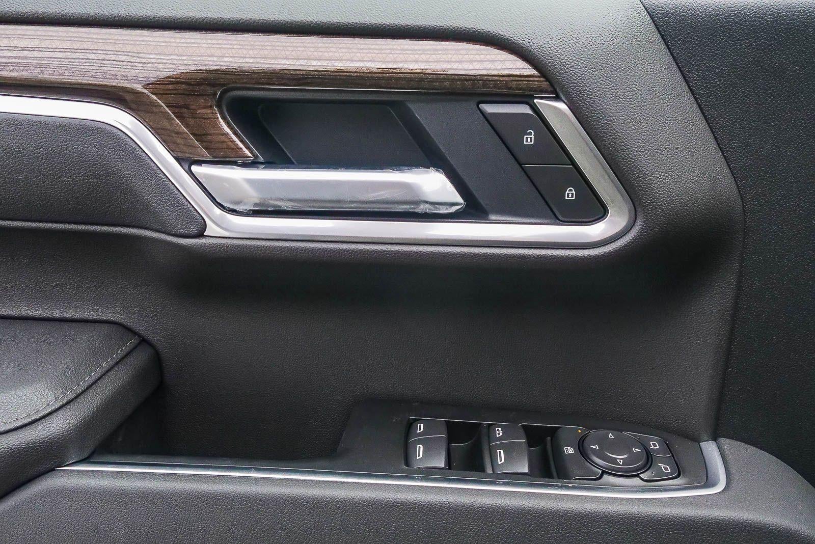 2026 Chevrolet Silverado 1500 Crew Cab Short Box 4-Wheel Drive RST