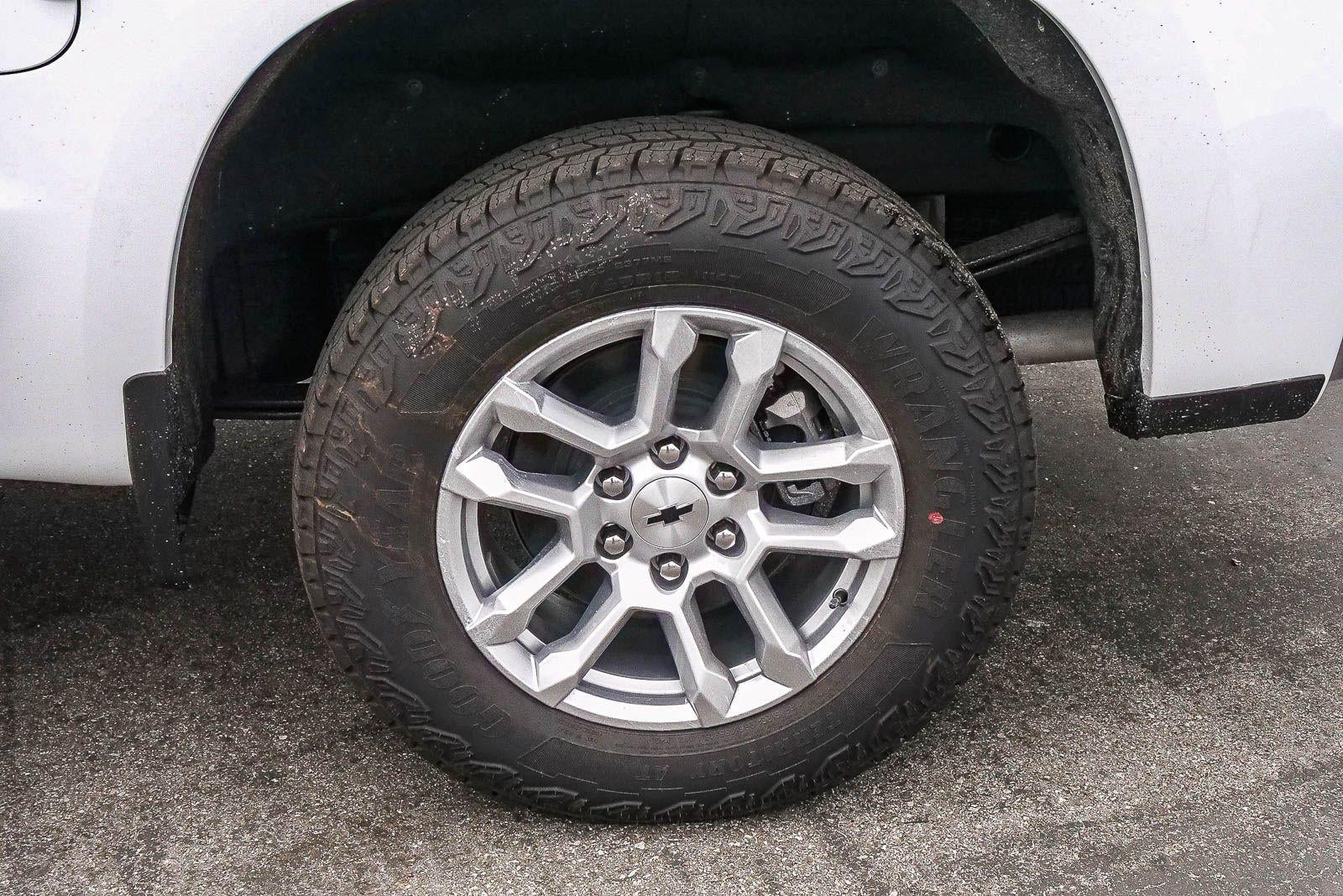 2026 Chevrolet Silverado 1500 Crew Cab Short Box 4-Wheel Drive RST