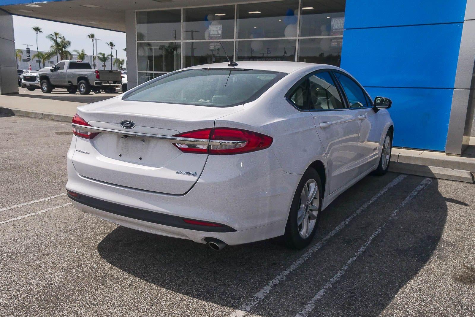 2018 Ford Fusion Hybrid Base